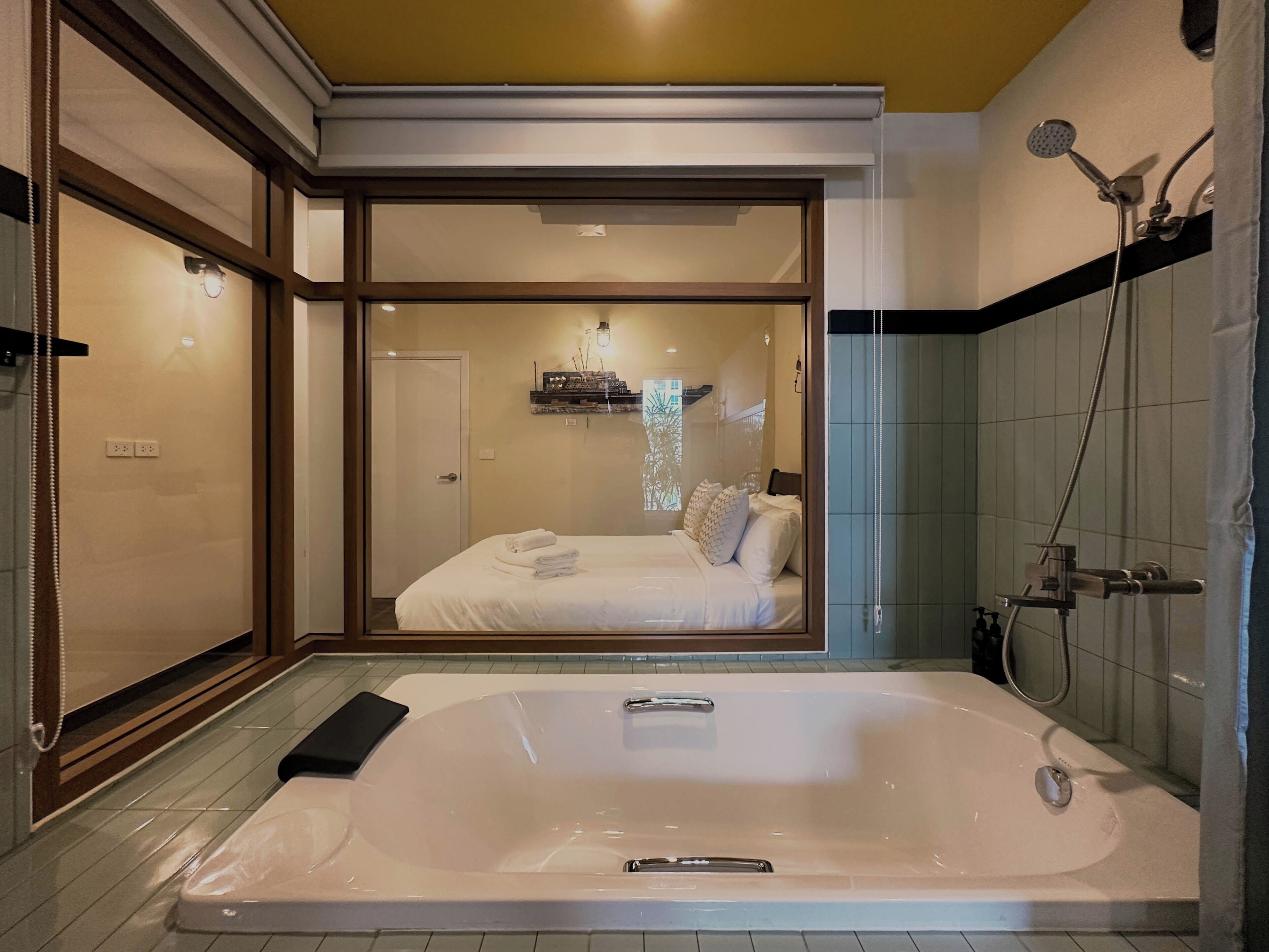 Family Room, Private Bathroom, City View | Private kitchen