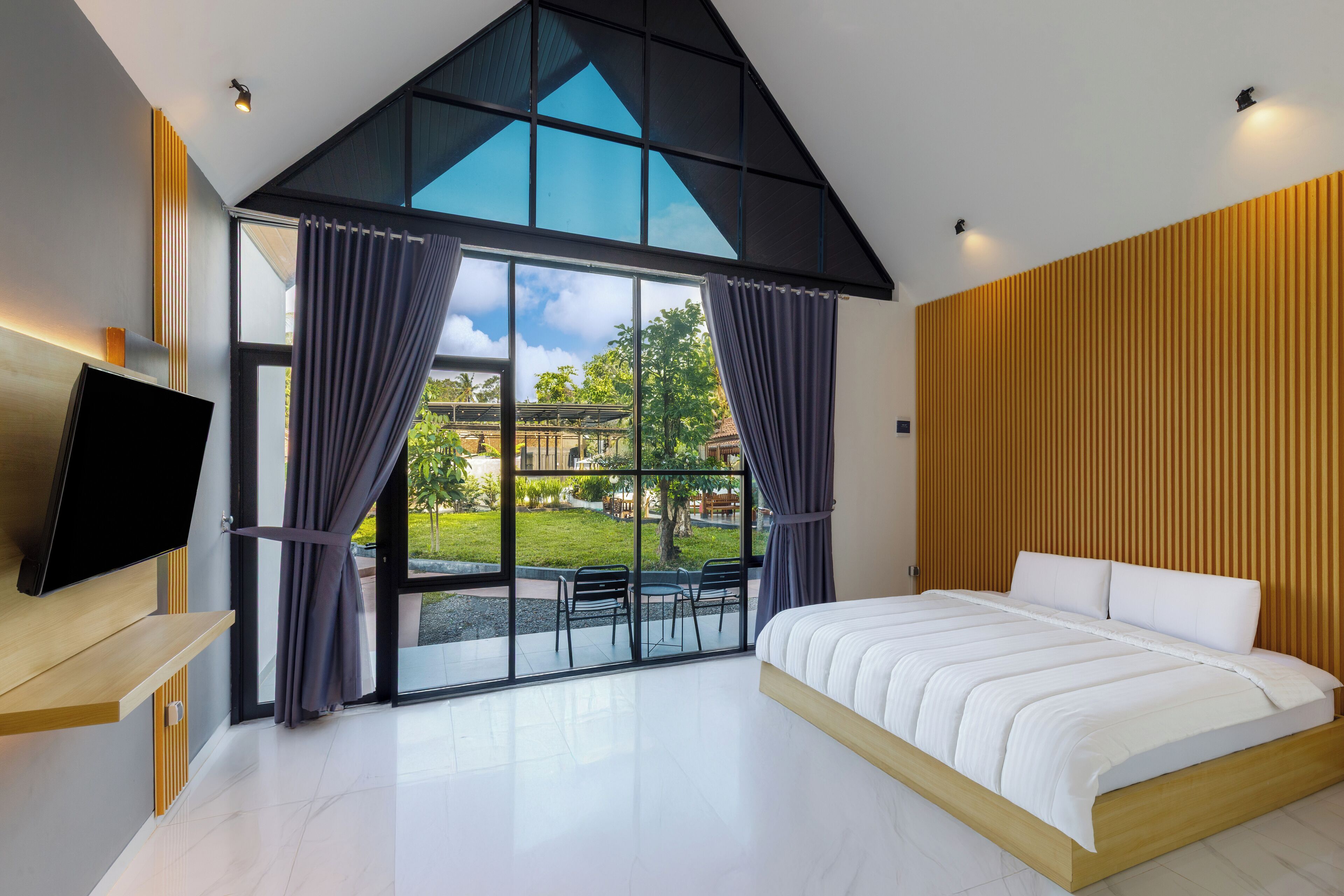 Standard Room, Garden View | Free WiFi