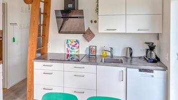 Kühlschrank, Ofen, Herdplatte, Geschirrspüler