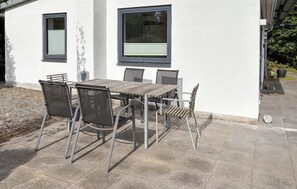 Outdoor dining - Nice home in Haderslev with sauna (Haderslev)