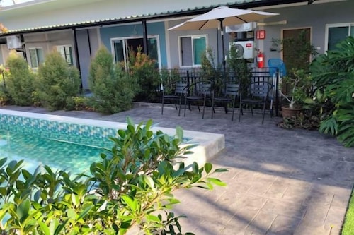 Bunk Ubon Hostel