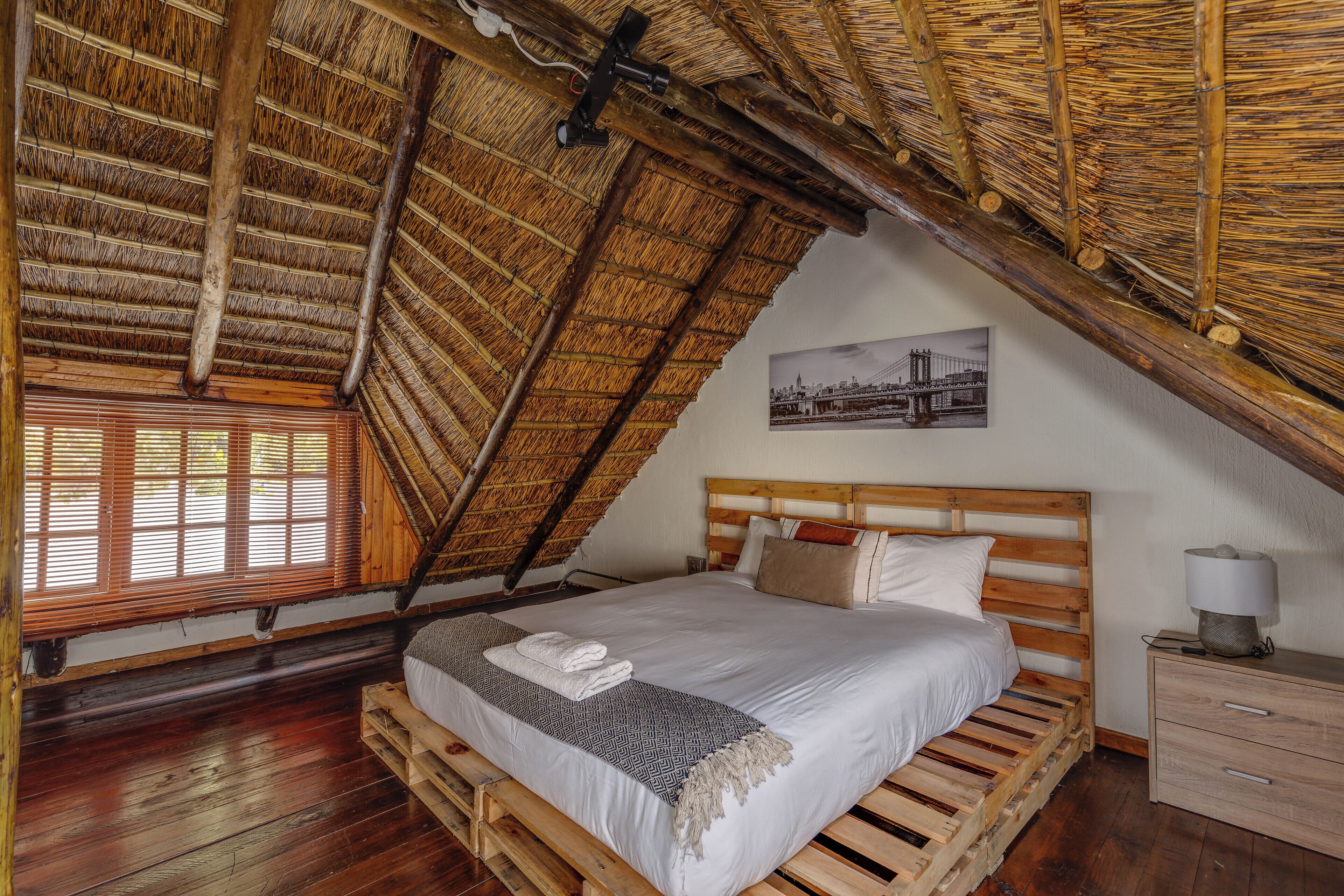 7 多间卧室、熨斗/熨衣板、WiFi、床单