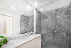 Dusche, Haartrockner