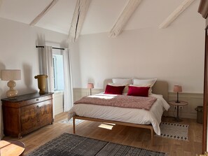 Chambre Deluxe double, vue sur le jardin | Accès au Wi-Fi (inclus)