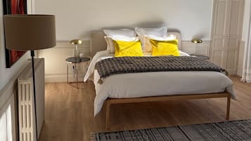 Habitación doble Deluxe, vista al jardín | Wifi gratis