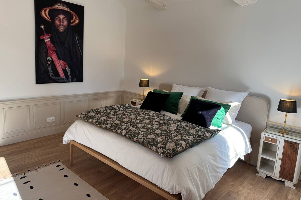 Kahden hengen deluxe-huone, näköala puutarhaan | Ilmainen Wi-Fi