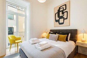2 habitaciones, tabla de planchar con plancha, wifi y ropa de cama 