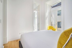 Fer et planche à repasser, Wi-Fi, draps fournis