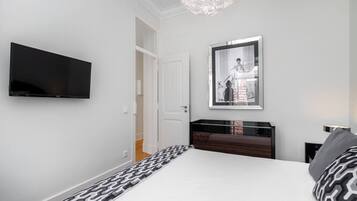 2 bedrooms, iron/ironing board, travel crib, WiFi