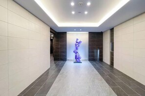 Interior - Park Axis Azumabashi (Tokyo)