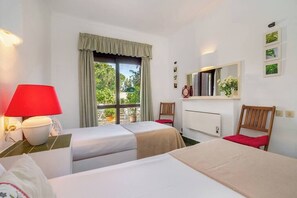 3 Schlafzimmer, Bügeleisen/Bügelbrett, WLAN, Bettw äsche