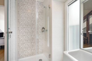 Dusche, Haartrockner