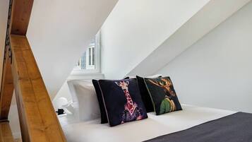 Fer et planche Ă repasser, lit parapluie, Wi-Fi, draps fournis