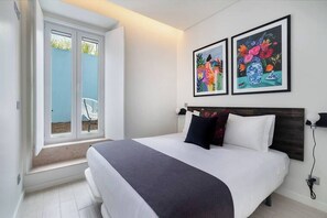 2 slaapkamers, een strijkplank/strijkijzer, reisbedje, wifi