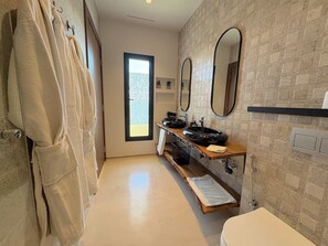 Hair dryer, towels, toilet paper - Palais Naya (Marrakech)