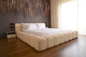 4 chambres, bureau, accĂšs au Wi-Fi (inclus), literie fournie