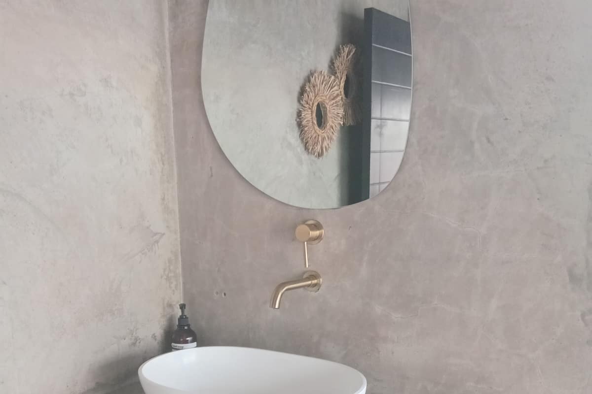 Tenda de campanya de luxe | Bany | Dutxa, assecador de cabells, tovalloles i sabó