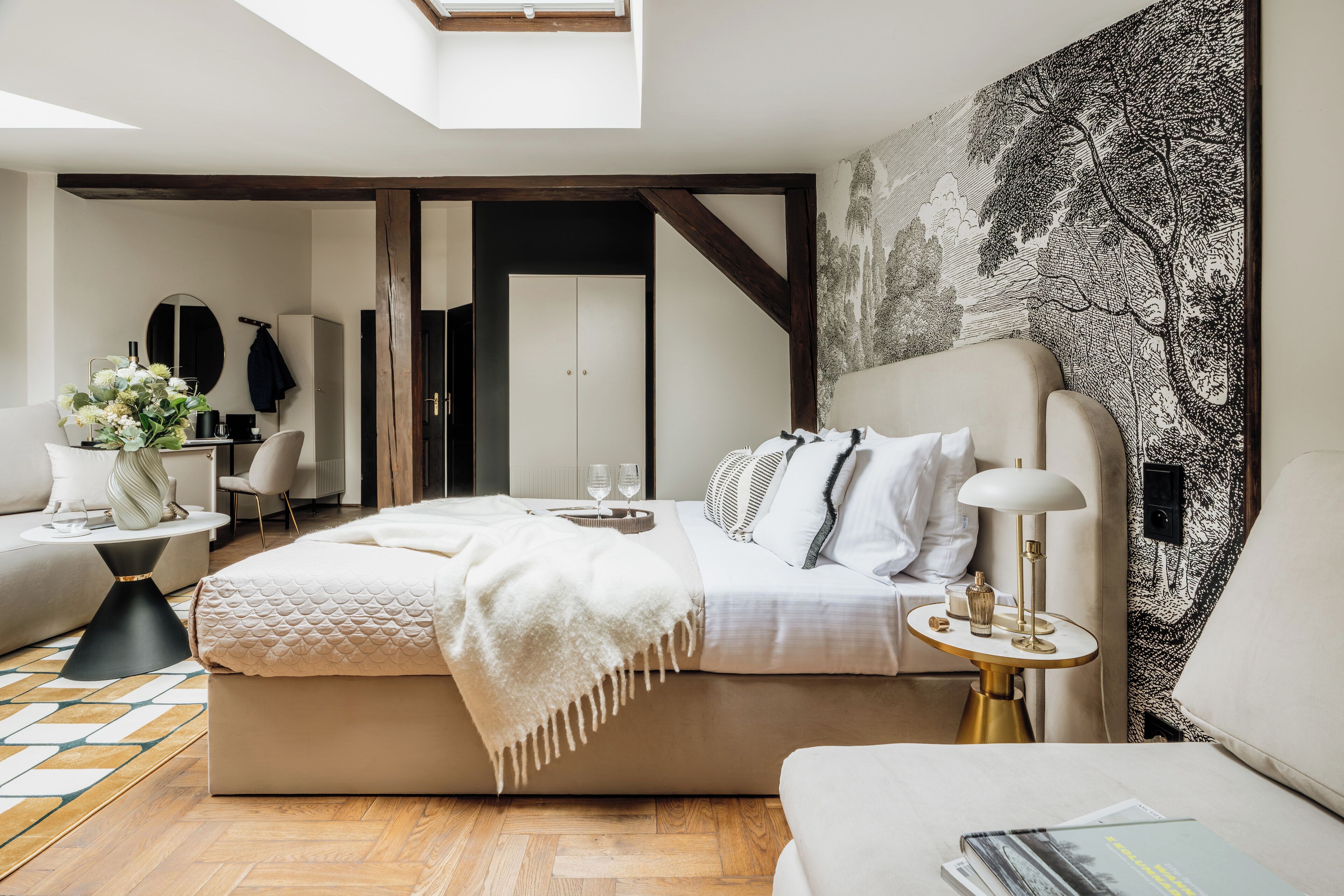 Habitación estándar | Escritorio y espacio para trabajar con laptop 