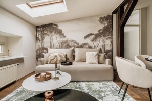 Family Apartment | Living room