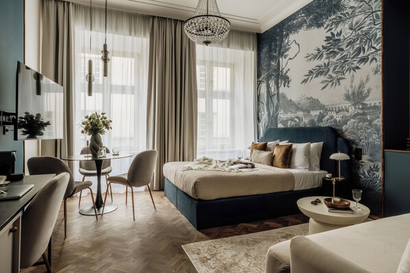 Comfort Room, City View | Desk, laptop workspace, iron/ironing board, free WiFi - Flo Boutique - LoftAffair Collection (Kraków)