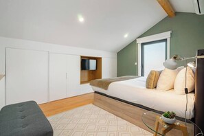 2 chambres, fer et planche à repasser, lit parapluie, Wi-Fi