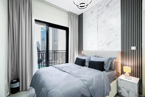 1 bedroom, in-room safe, desk, iron/ironing board