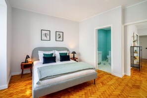 2 chambres, fer et planche à repasser, Wi-Fi, literie fournie