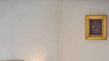 Ferros/tábuas de passar roupa, Wi-Fi, roupa de cama