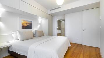 3 soverom, strykejern/-brett, reiseseng for barn og wi-fi