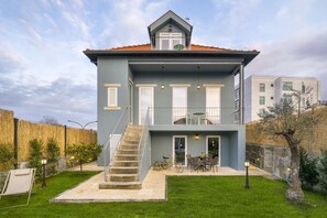 Exterior - Douro Prestige Urban Retreat Villa | S-Pool & Gym (Porto)