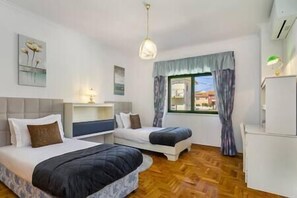 4 bedrooms, iron/ironing board, WiFi, bed sheets - Perfect Family Hideout Residence w/AC & 4BR + 5BA (Cascais)