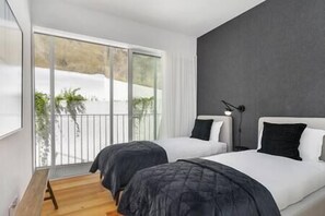 2 habitaciones, tabla de planchar con plancha, wifi y ropa de cama 
