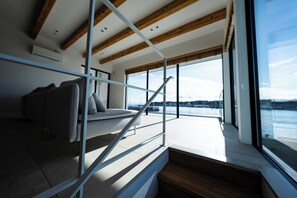 Villa, Balcony, Sea View | Free WiFi, bed sheets