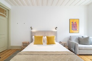 2 habitaciones, tabla de planchar con plancha, wifi y ropa de cama 