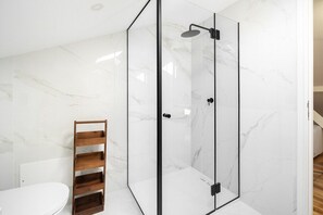 Hair dryer - Modern Flat, Near Tagus Perfect For Weekday Stays (Lisboa)