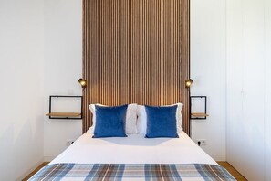 2 dormitorios, tabla de planchar con plancha, wifi y ropa de cama