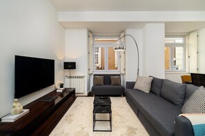TV