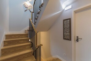 Interior - Ski Room - Clean & Safe (Lisboa)