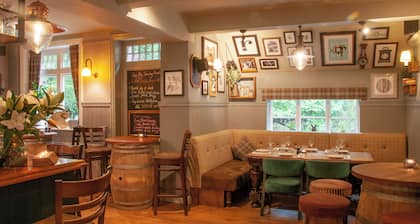 Cowdray Arms