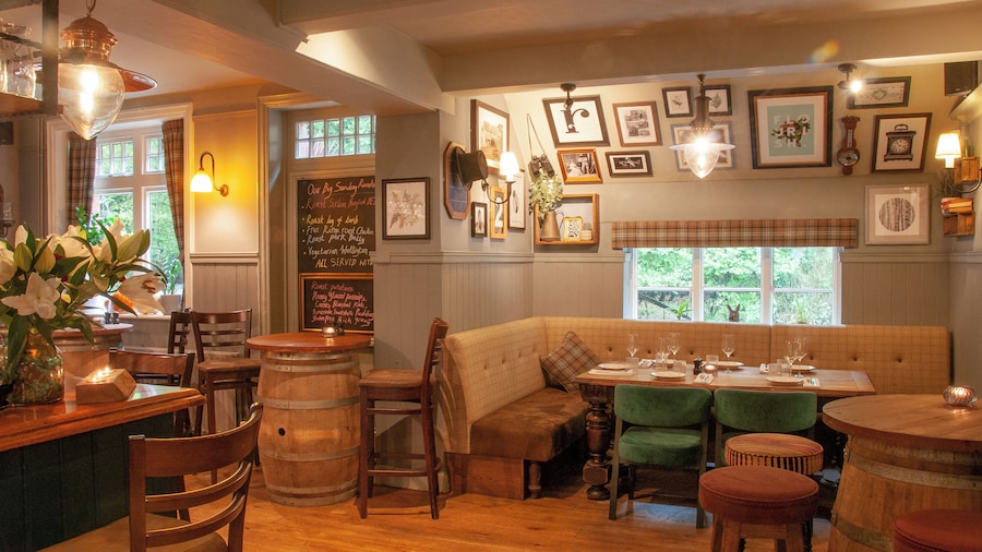 Cowdray Arms