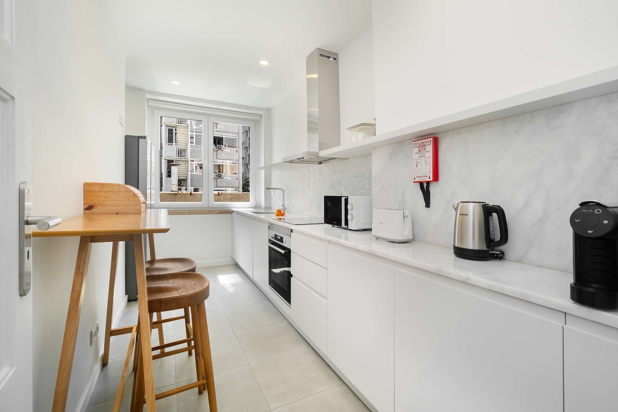 Microwave, oven, stovetop, coffee/tea maker