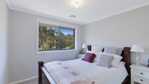 4 habitaciones, internet y ropa de cama