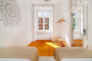 2 Schlafzimmer, Bügeleisen/Bügelbrett, Reisekinderbett, WLAN