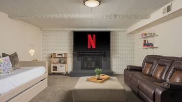 TV, fireplace