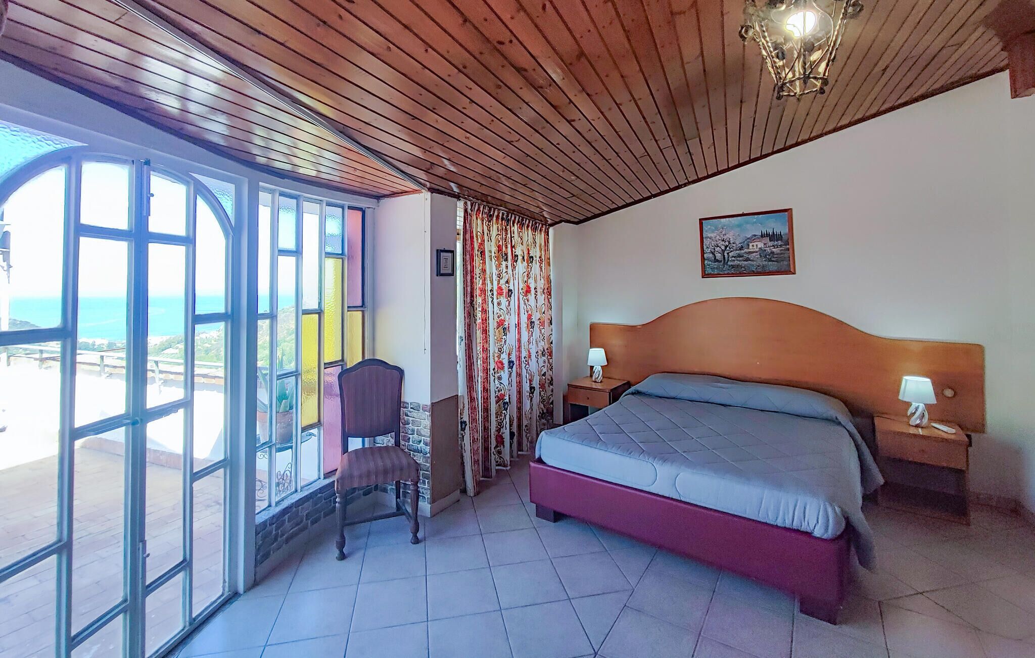 6 camere, culla da viaggio, Wi-Fi gratuito