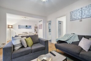 Family House, Patio | Living area