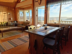 Dining - 50m to sandy beach at Kavlanda Brygga | SE09147 (Uddevalla)