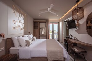 Deluxe-Doppelzimmer | Allergikerbettwaren, schallisolierte Zimmer, Bügeleisen/Bügelbrett