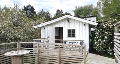 Cottage near sea, art & fishing villages on Tjörn | SE09143