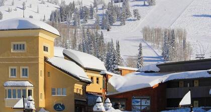 *Newly Built*Basin Three Peaks Teton Suites⁓HotTub ⁓ Rooftop Deck ⁓ Sleeps 14-20